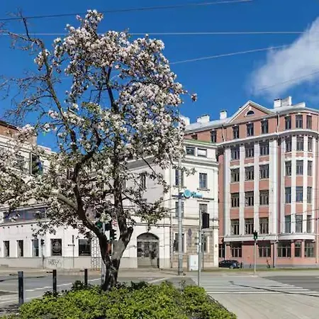 1-bedroom Ground-floor Loft * Ρίγα